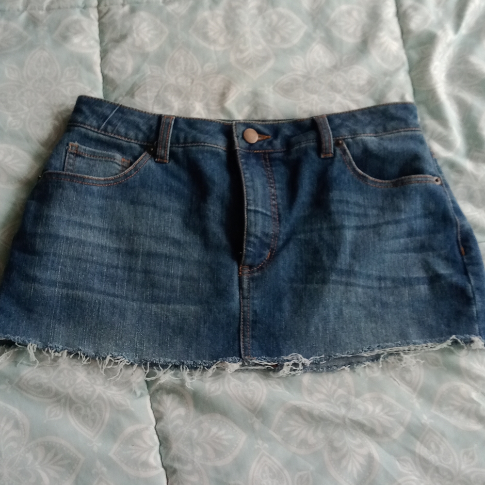 Faded glory size 10 denim skirt